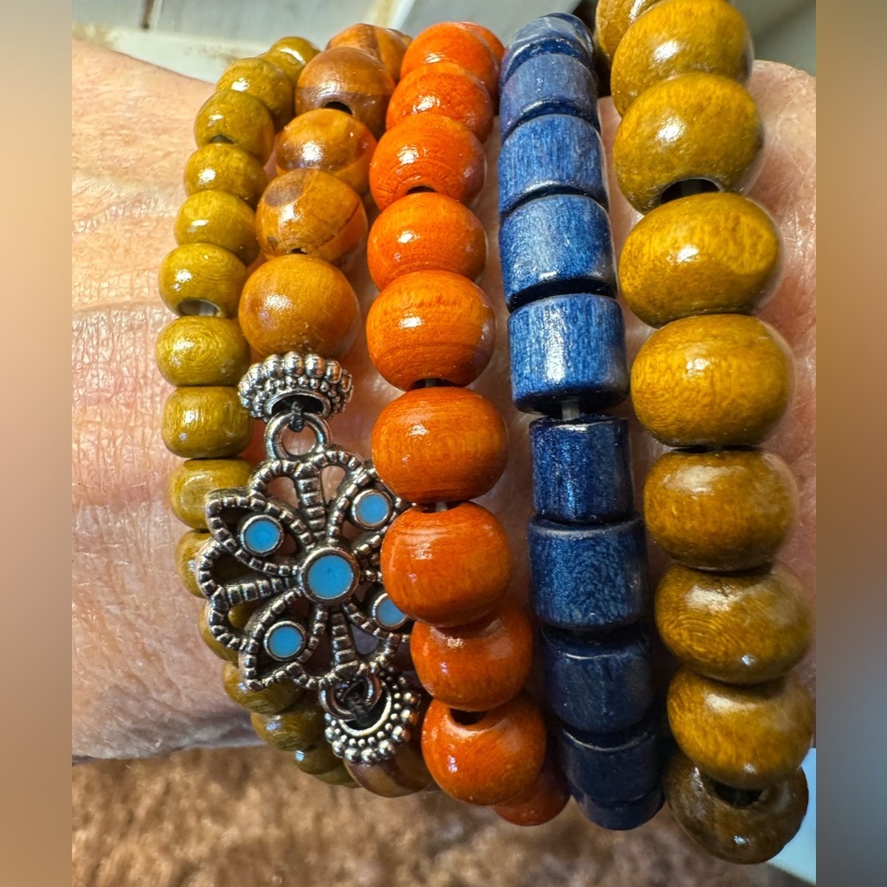 5 Wooden Beaded Bracelets handmade exquisite colors that‎ pop unisex